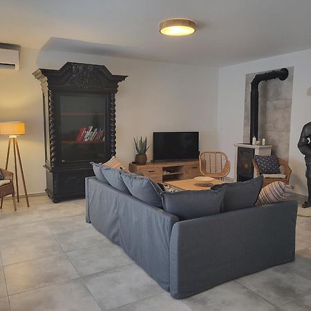 Apartament Prestiz โซบูทกา ภายนอก รูปภาพ